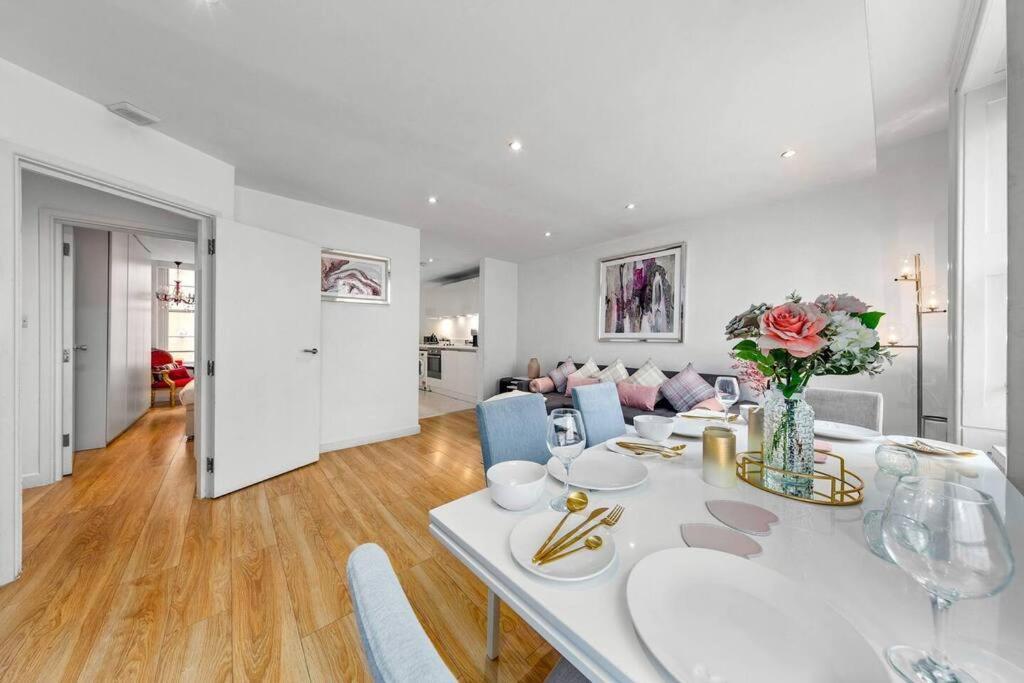 3 Bedroom Apartment In Haymarket Central London Sleep 10 Hy2 Kültér fotó