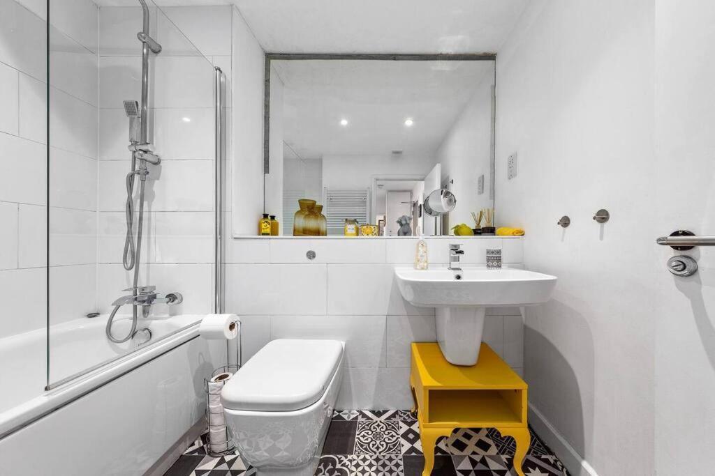 3 Bedroom Apartment In Haymarket Central London Sleep 10 Hy2 Kültér fotó