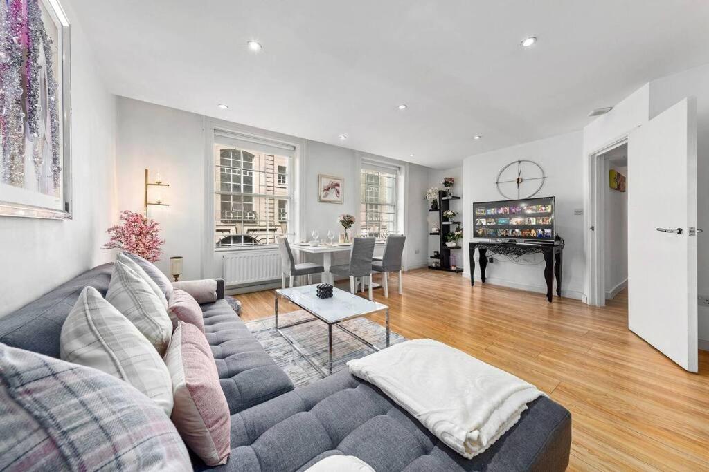 3 Bedroom Apartment In Haymarket Central London Sleep 10 Hy2 Kültér fotó