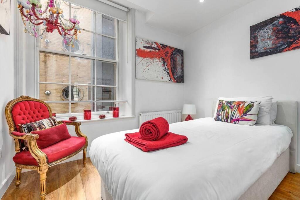 3 Bedroom Apartment In Haymarket Central London Sleep 10 Hy2 Kültér fotó
