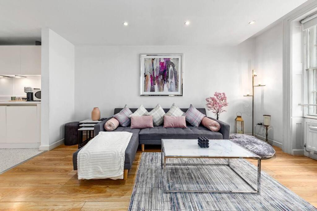 3 Bedroom Apartment In Haymarket Central London Sleep 10 Hy2 Kültér fotó